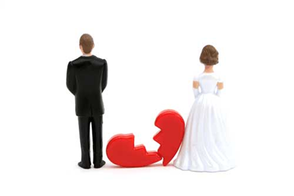 日本熟年离婚,日本离婚制度,日本离婚条件,日本离婚财产分配,日本离婚手续,日本离婚率飙升,